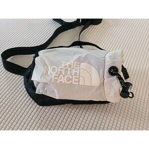 The North Face Bozer III-Small Hip Pack Crossbody Bottle Bag Unisex Black Pink